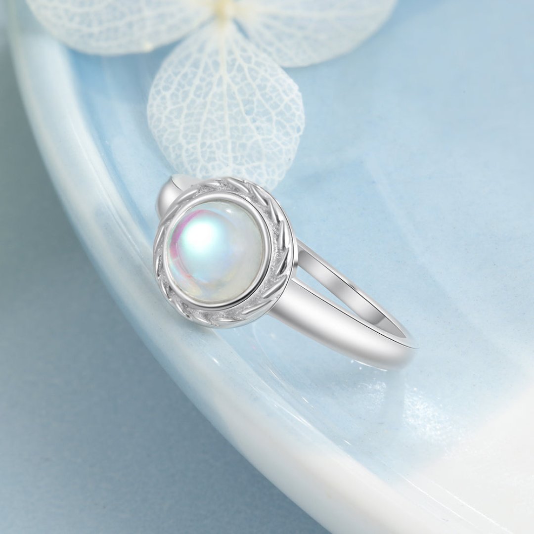 Vintage Moonstone 925 Sterling Silver Ring - Rings - Pretland | Spiritual Crystals & Jewelry