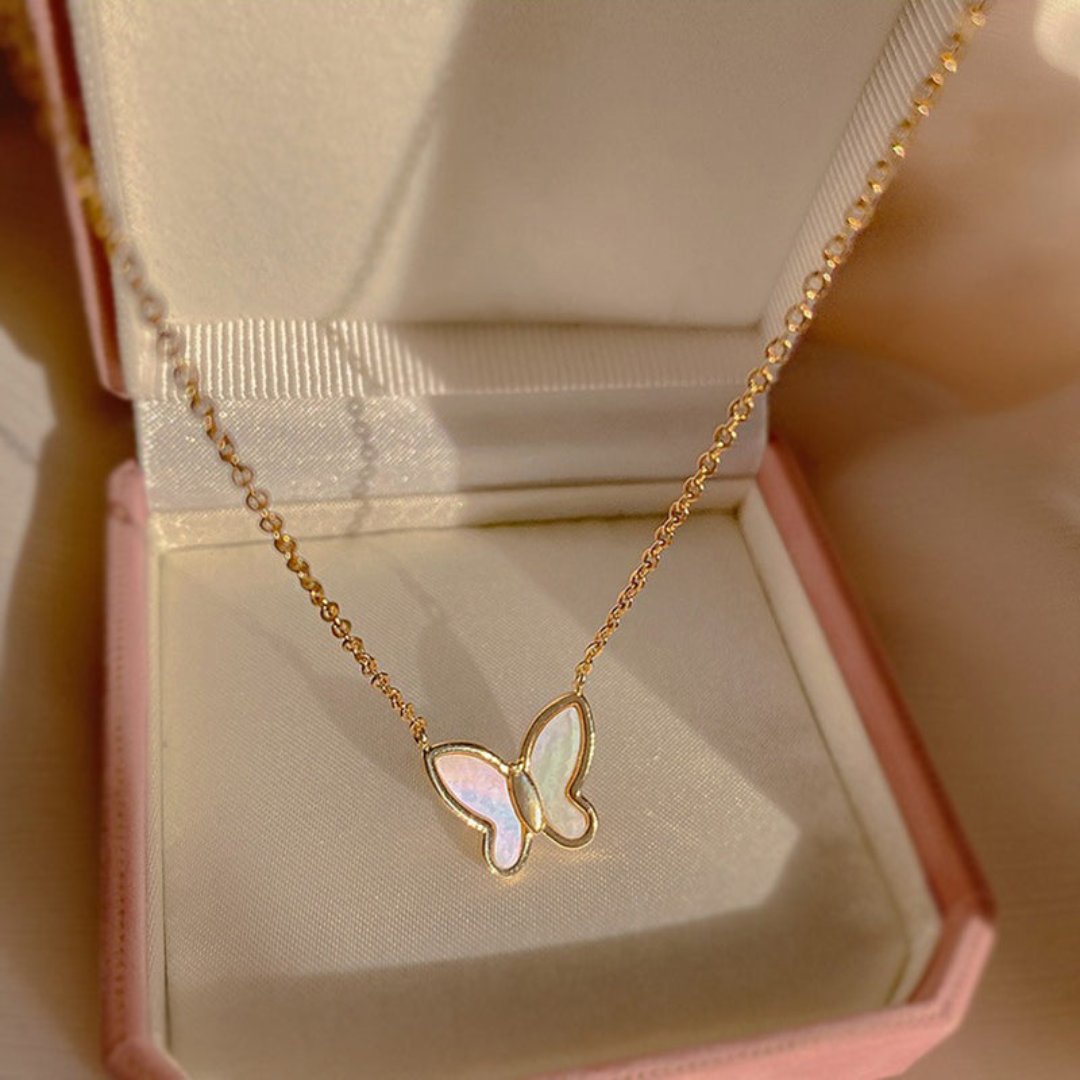 Pretty Butterfly Sea Shell Necklace - Necklaces - Pretland | Spiritual Crystals & Jewelry