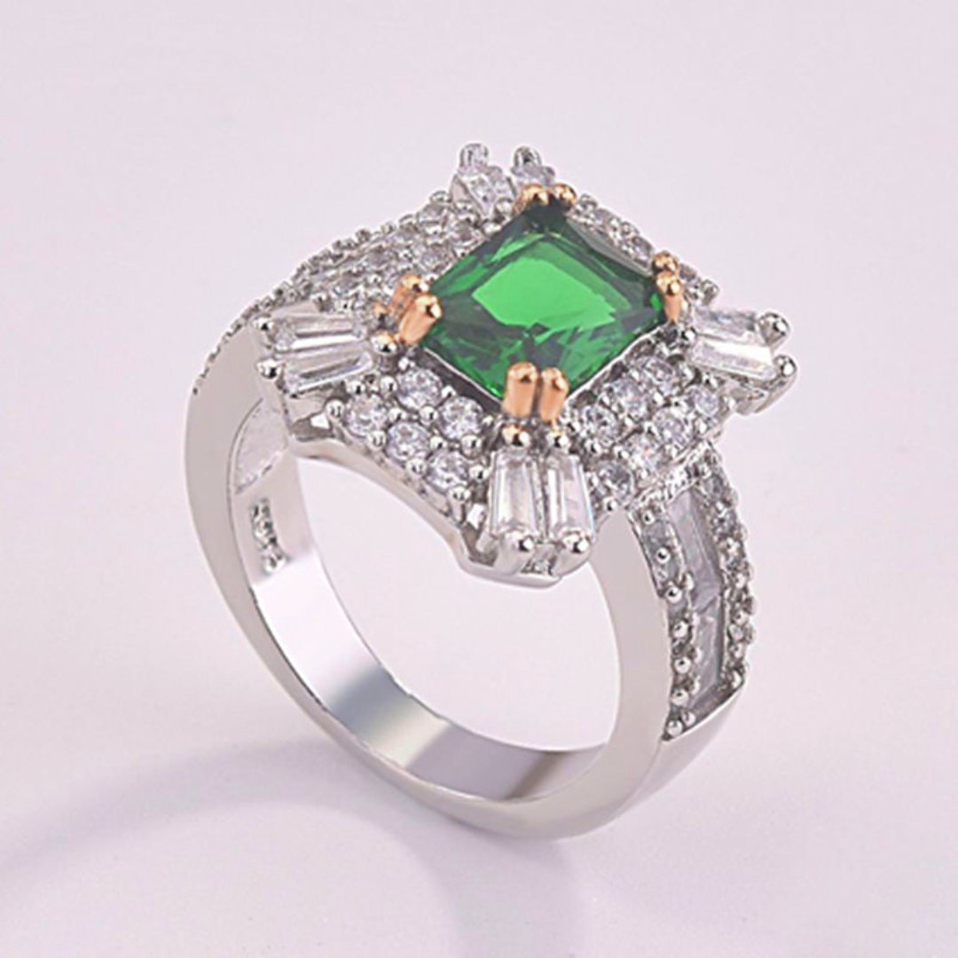Magnificent Emerald 925 Sterling Silver Ring - Rings - Pretland | Spiritual Crystals & Jewelry