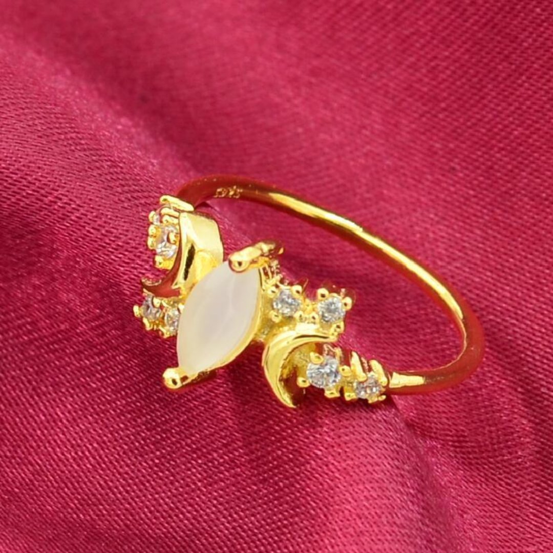 Elegant Moon Shaped Opal Ring - Rings - Pretland | Spiritual Crystals & Jewelry