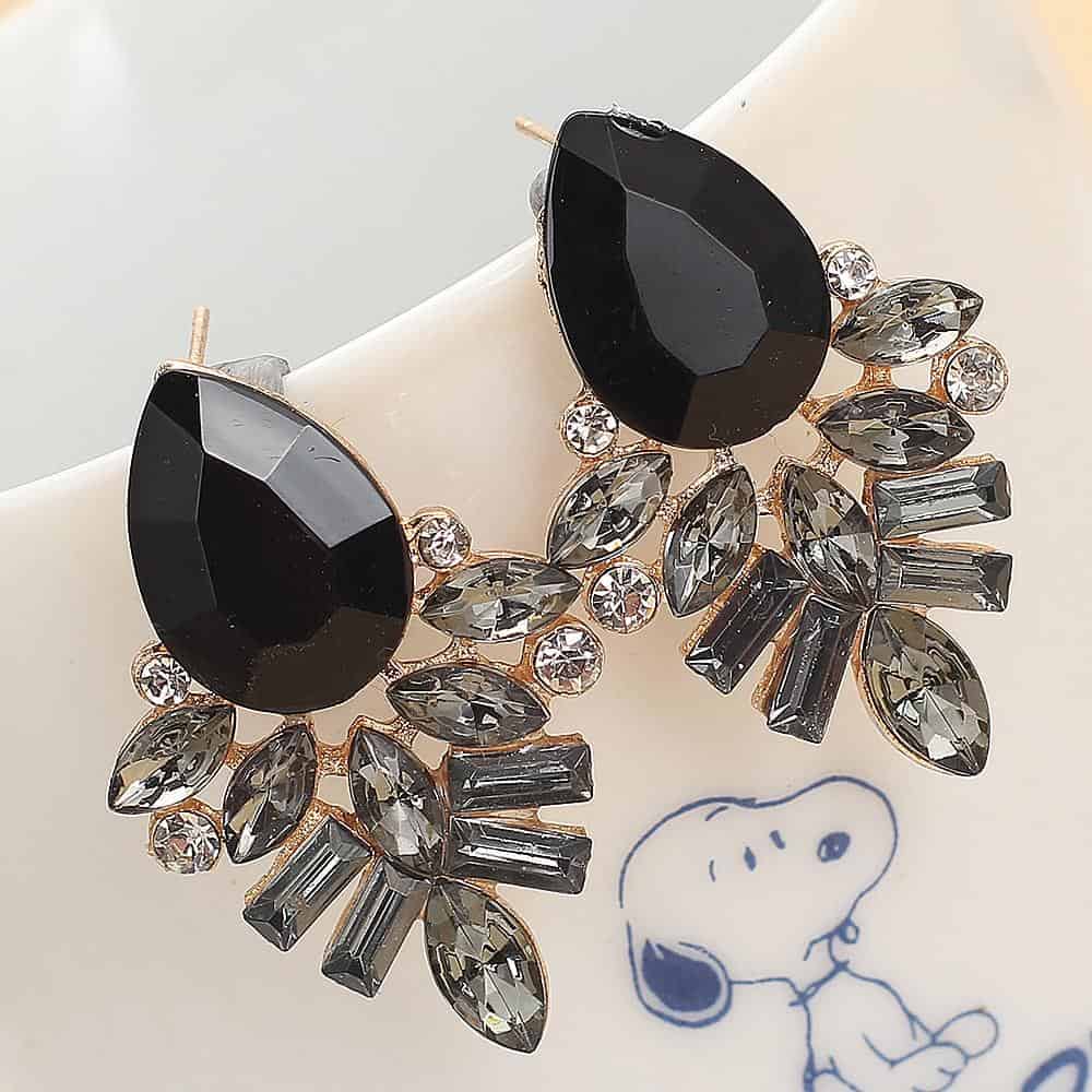 Crystal Rhinestone Dangle Earrings - Earrings - Pretland | Spiritual Crystals & Jewelry