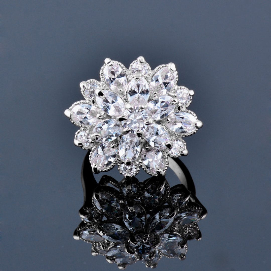 Luxury Zirconia Crystal Flower Ring - Ring - Pretland | Spiritual Crystals & Jewelry
