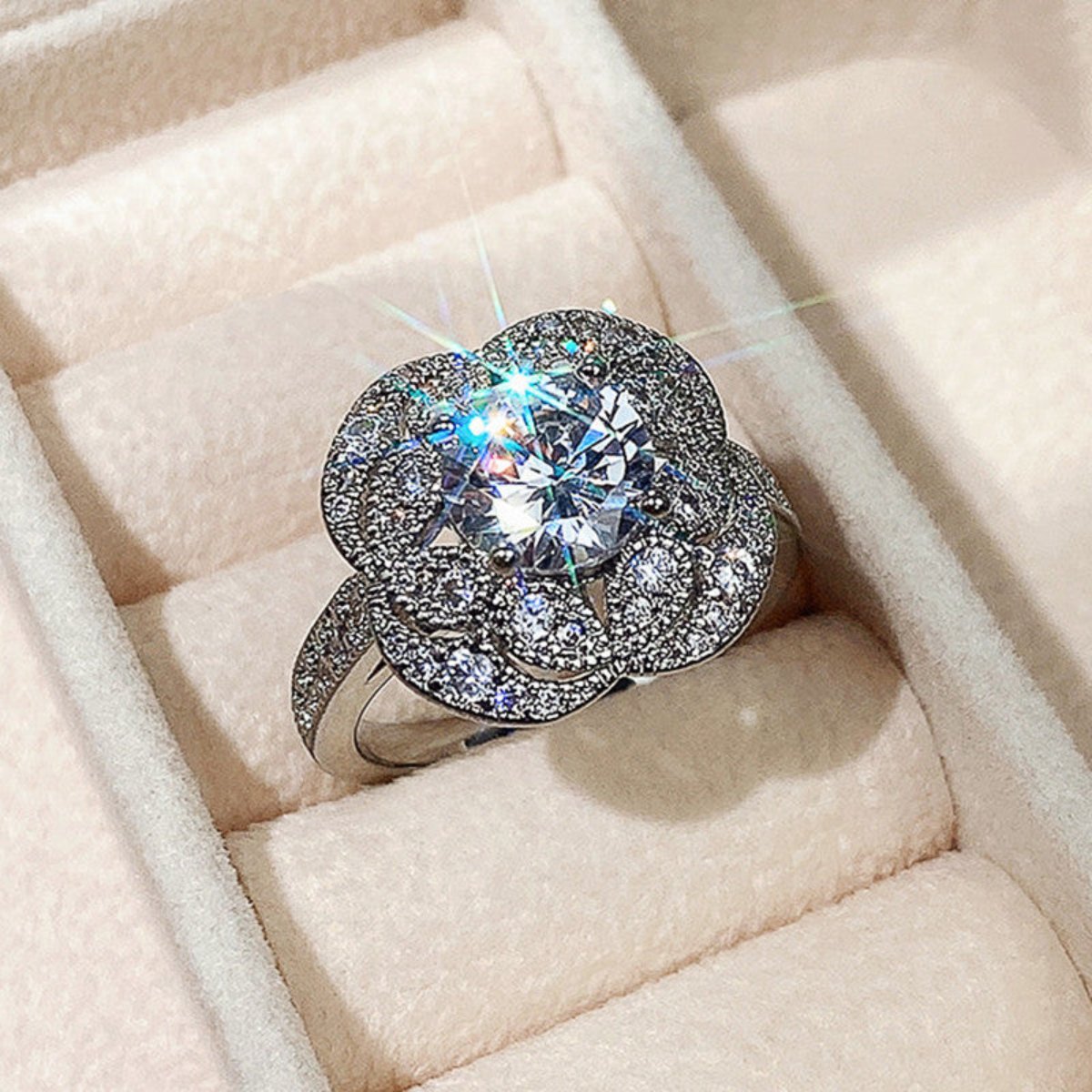 Luxury Design Ring - Rings - Pretland | Spiritual Crystals & Jewelry