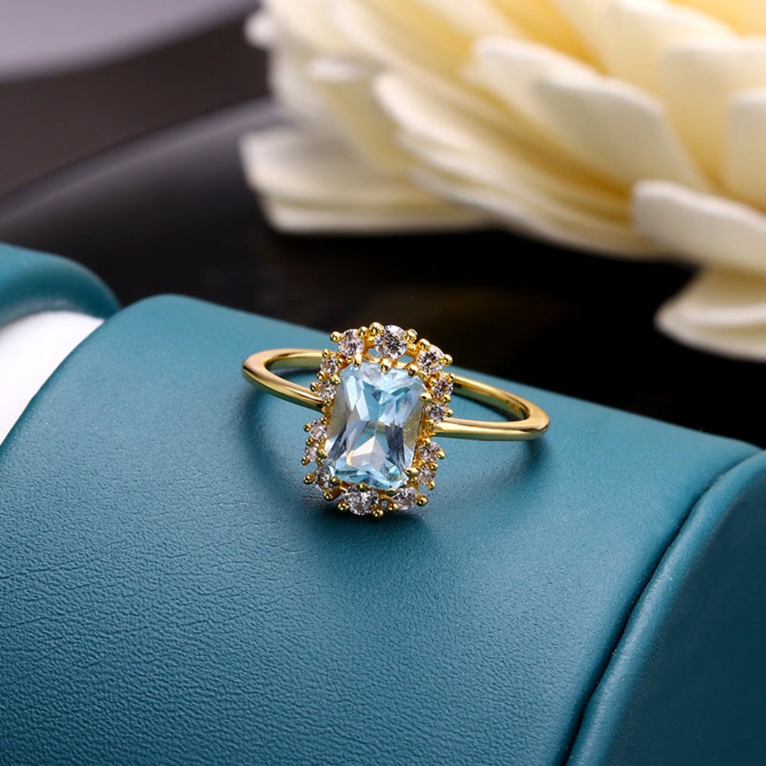 Vintage Blue Topaz Silver Ring - Rings - Pretland | Spiritual Crystals & Jewelry