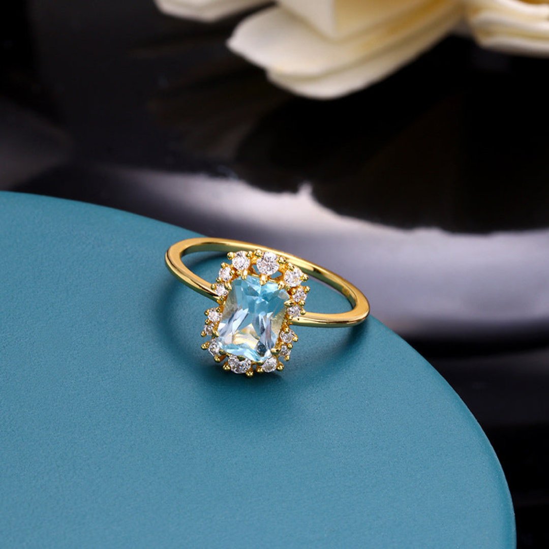 Vintage Blue Topaz Silver Ring - Rings - Pretland | Spiritual Crystals & Jewelry
