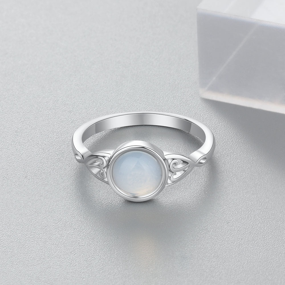 Elegant Moonstone Sterling Silver Ring - Rings - Pretland | Spiritual Crystals & Jewelry