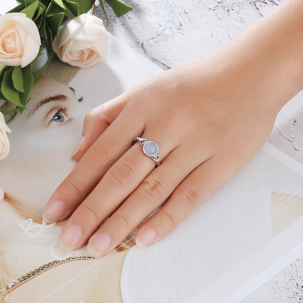 Elegant Moonstone Sterling Silver Ring - Rings - Pretland | Spiritual Crystals & Jewelry