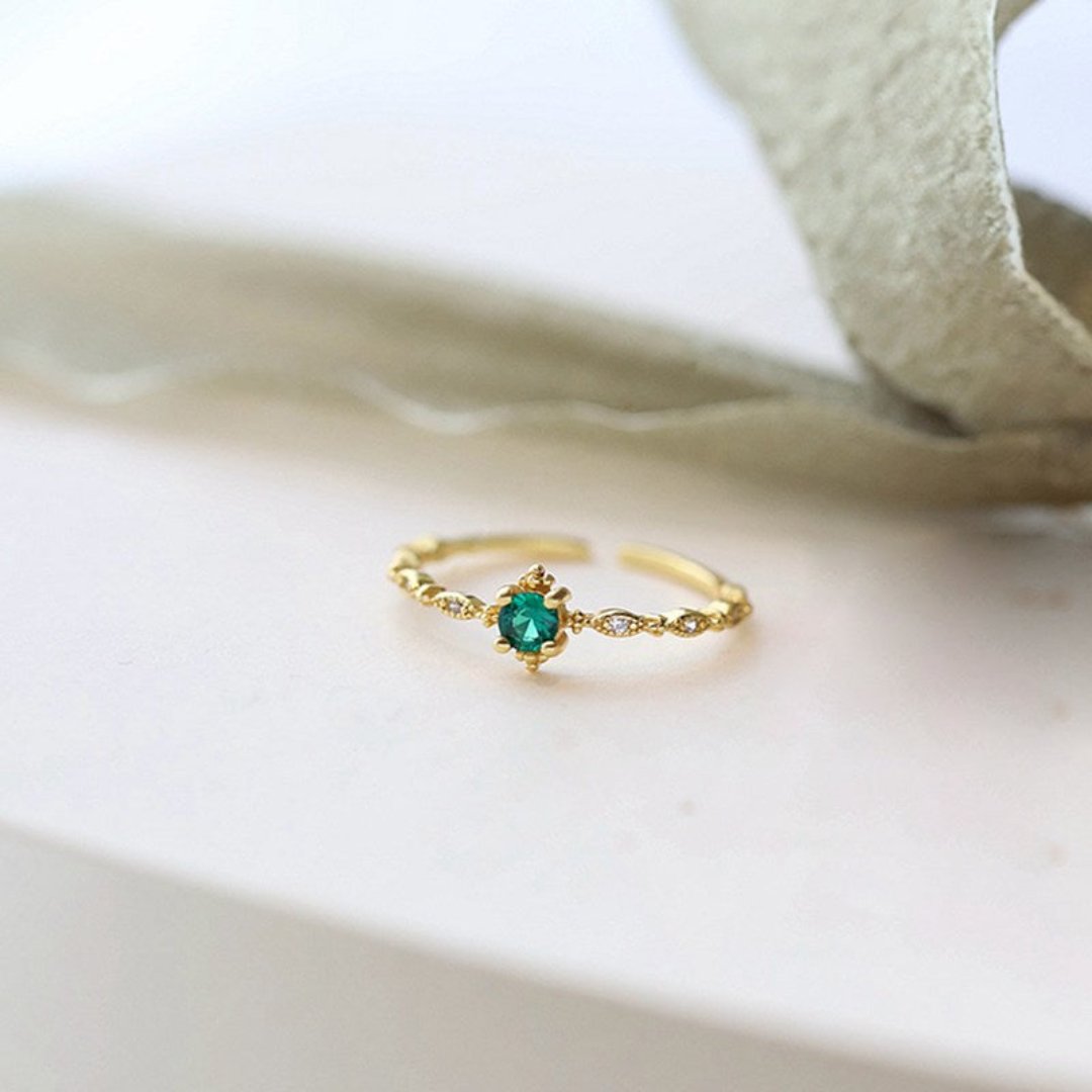 Luxury Emerald Silver Adjustable Ring - Rings - Pretland | Spiritual Crystals & Jewelry