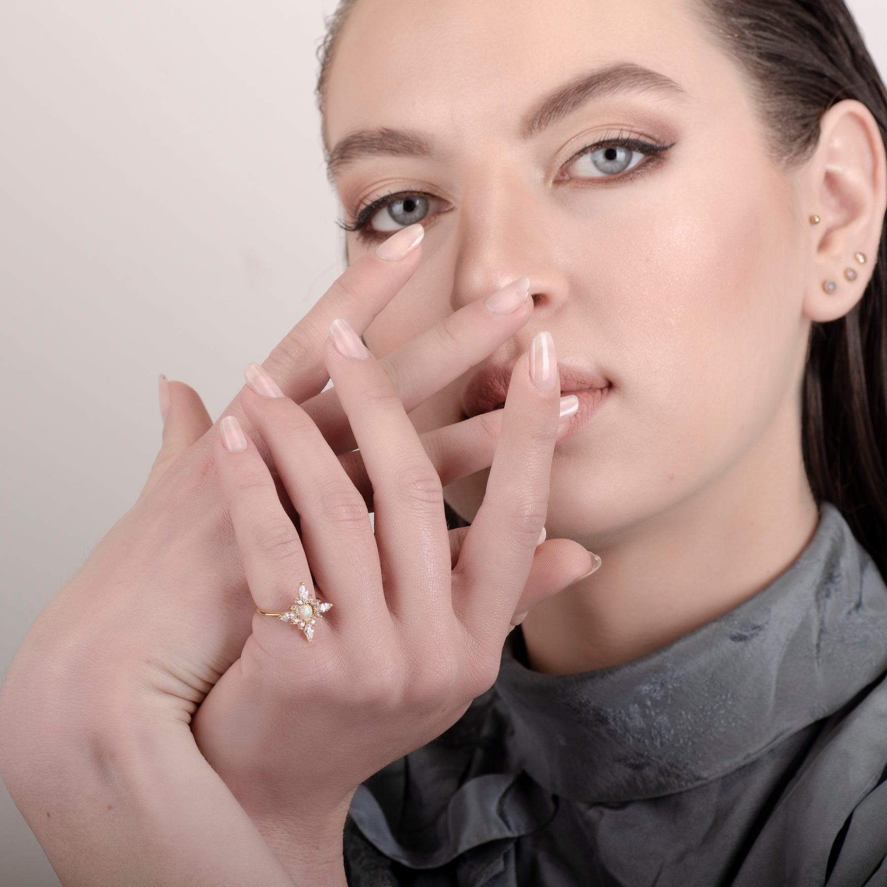 Flora Clear Quartz 24K Gold Ring - Gold Vermeil Ring - Pretland | Spiritual Crystals & Jewelry