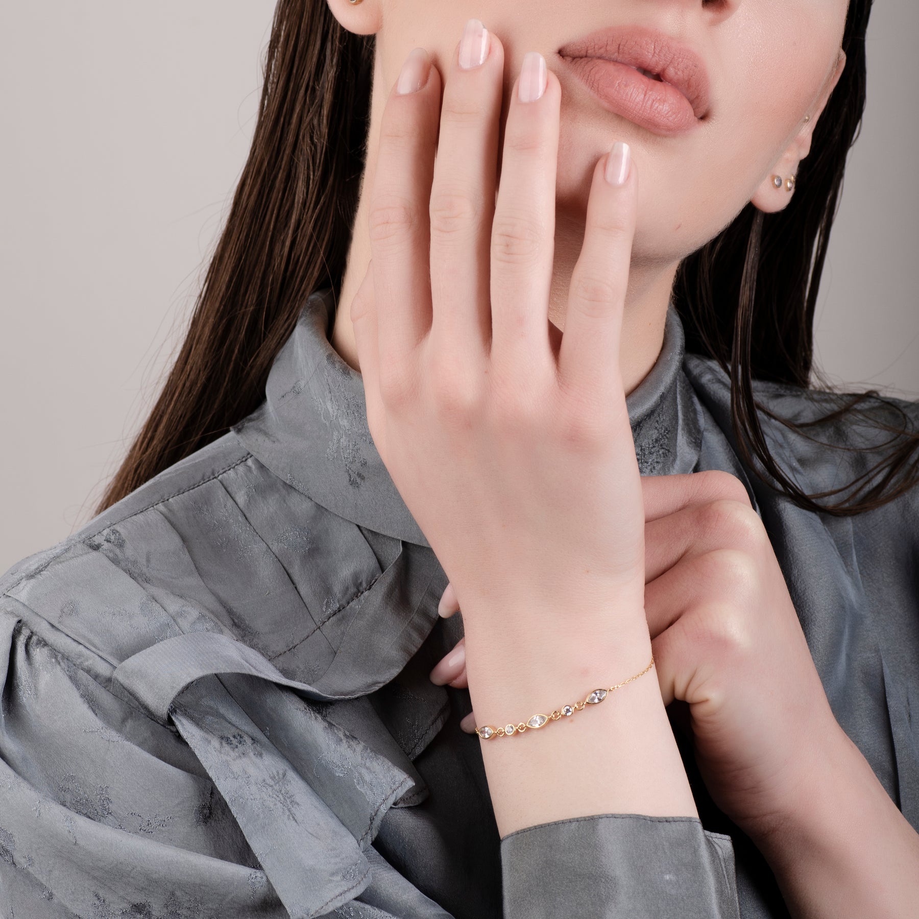 Vivian Clear Quartz 24K Gold Bracelet - Gold Vermeil Bracelets - Pretland | Spiritual Crystals & Jewelry