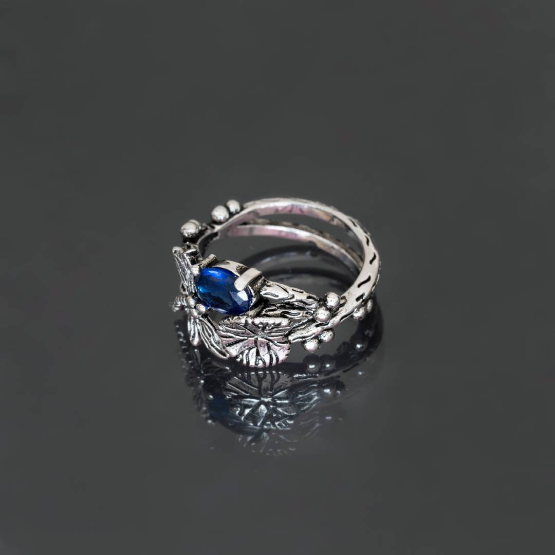 Dragonfly Lotus Ring - Rings - Pretland | Spiritual Crystals & Jewelry