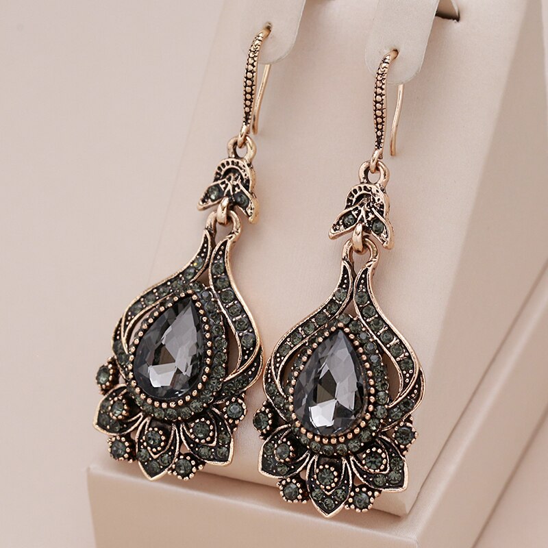 Vintage Gray Quartz Antique Gold Drop Earrings