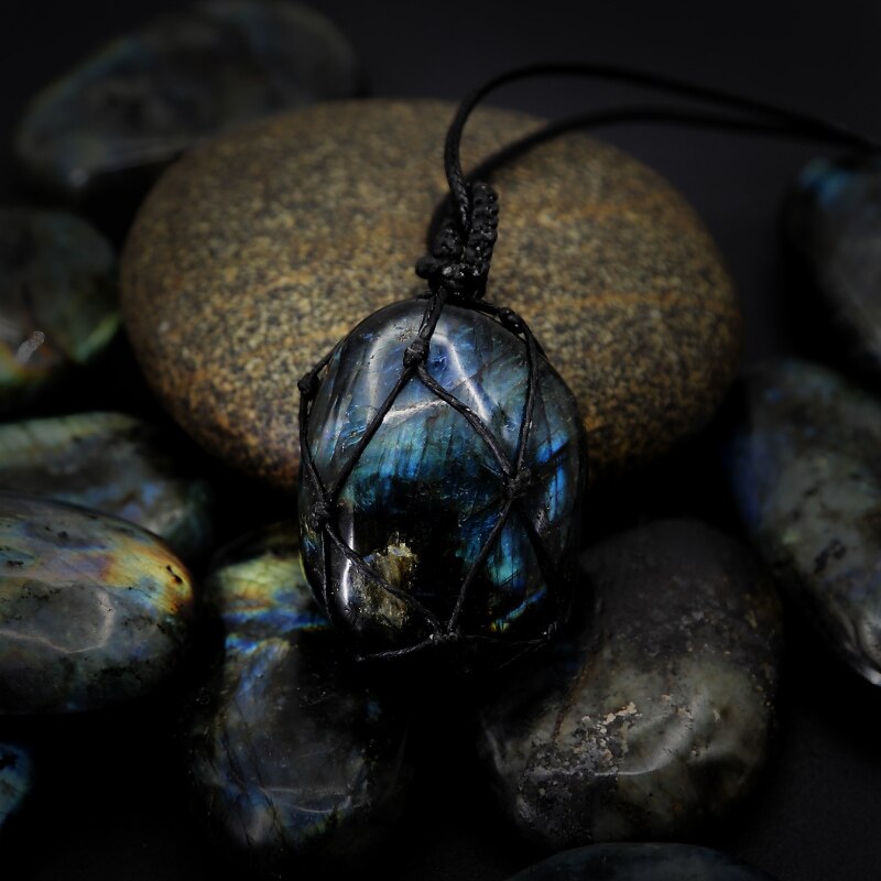 Powerful Protection Labradorite Necklace - Necklaces - Pretland | Spiritual Crystals & Jewelry