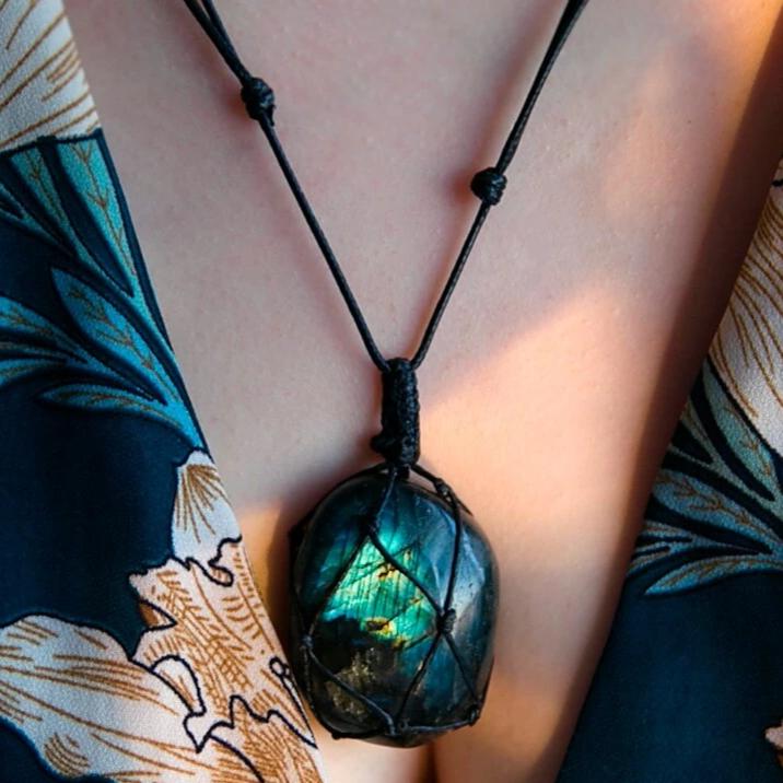 Powerful Protection Labradorite Necklace - Necklaces - Pretland | Spiritual Crystals & Jewelry