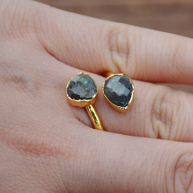 Gold Labradorite Ring - Rings - Pretland | Spiritual Crystals & Jewelry