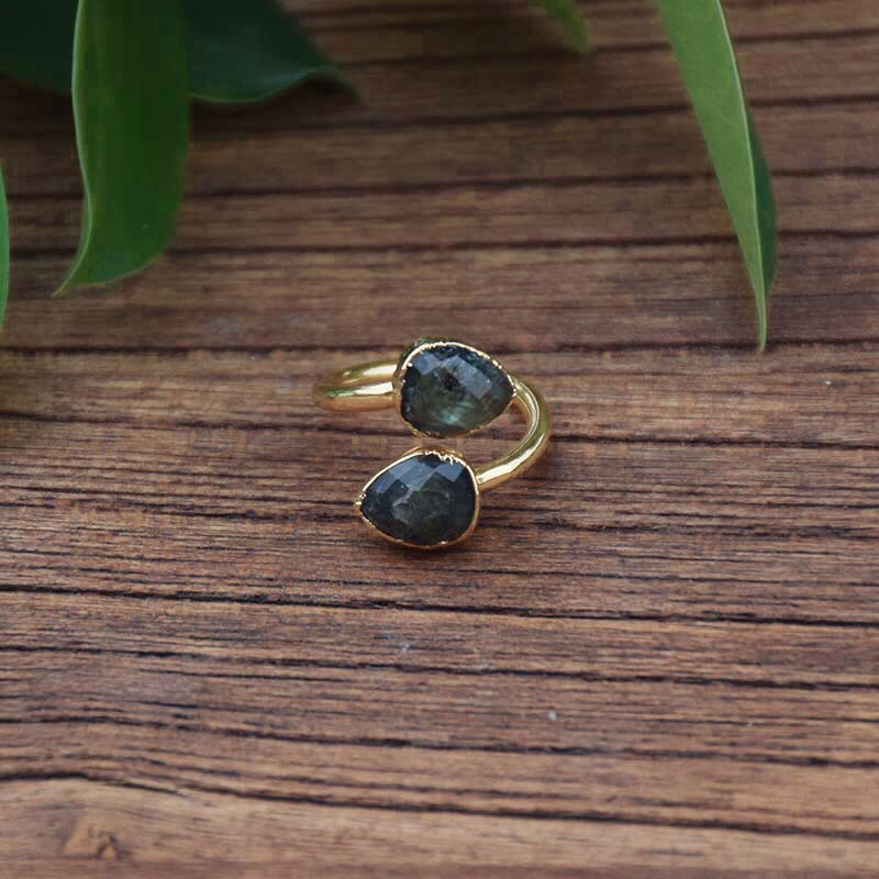 Gold Labradorite Ring - Rings - Pretland | Spiritual Crystals & Jewelry