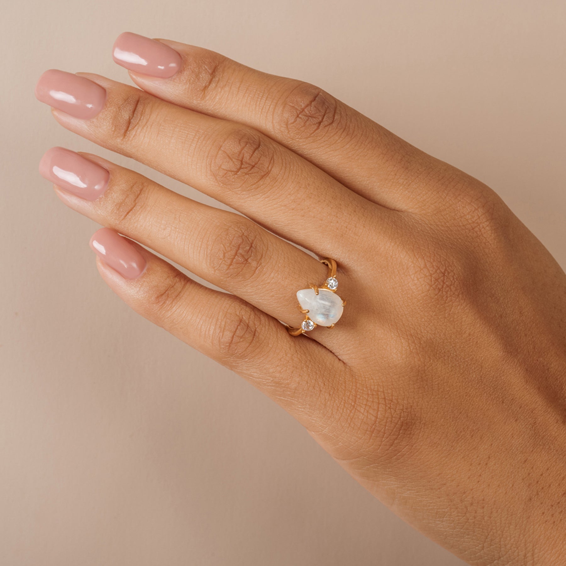 Lacrima Moonstone Gold Ring