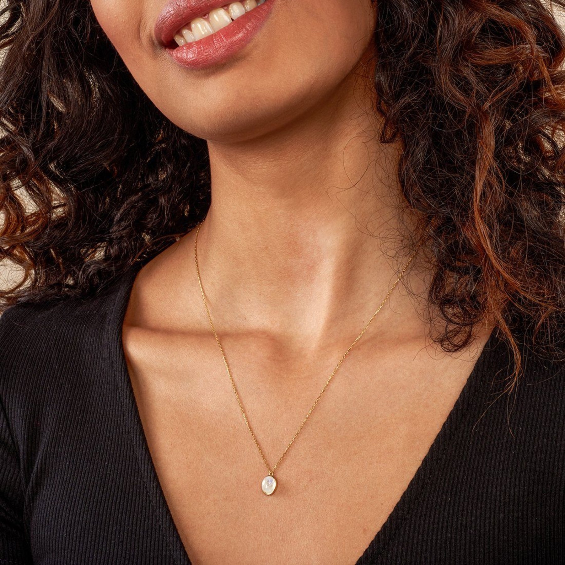 Luminosa Moonstone 24K Gold Necklace - Necklaces - Pretland | Spiritual Crystals & Jewelry