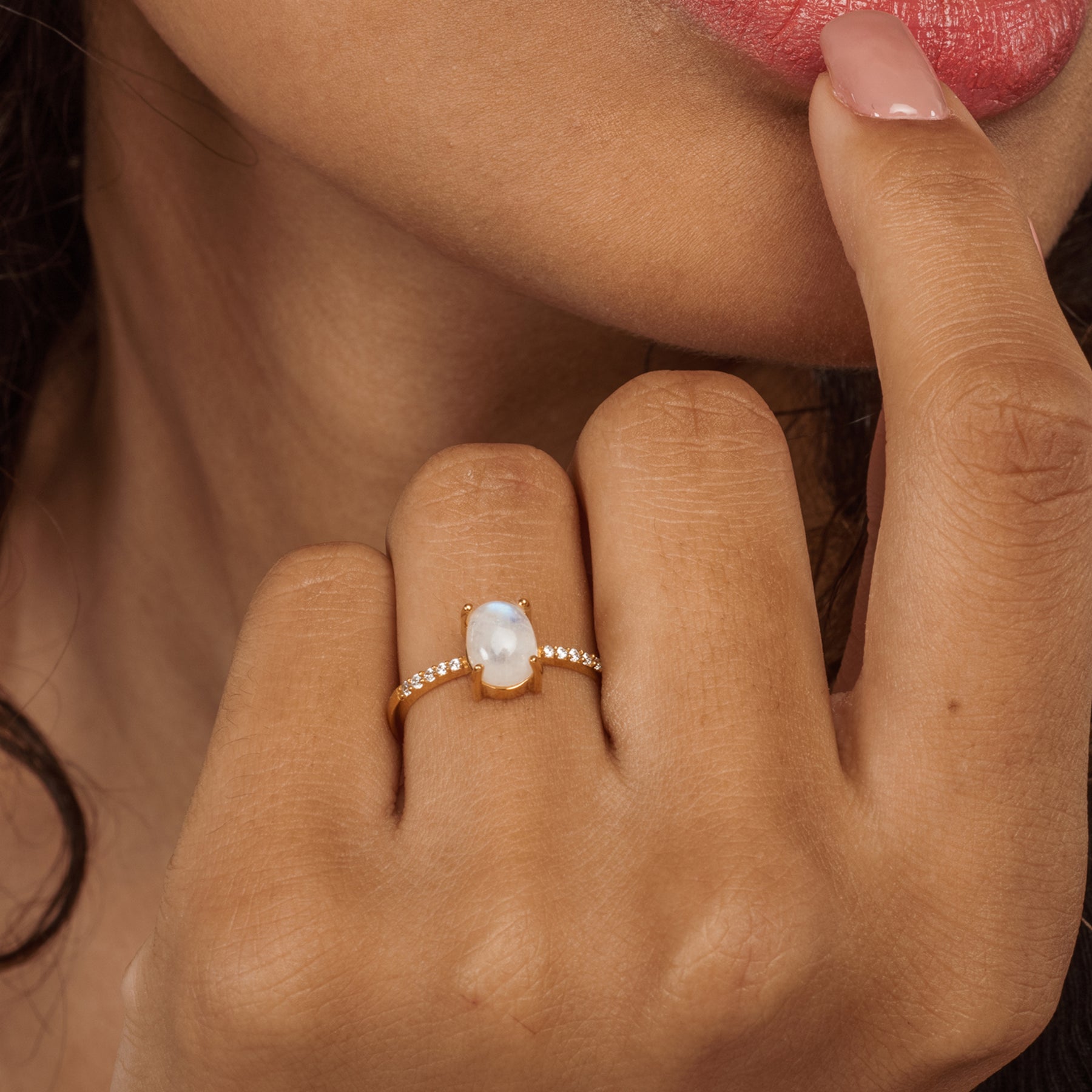 Luminosa Moonstone Gold Ring