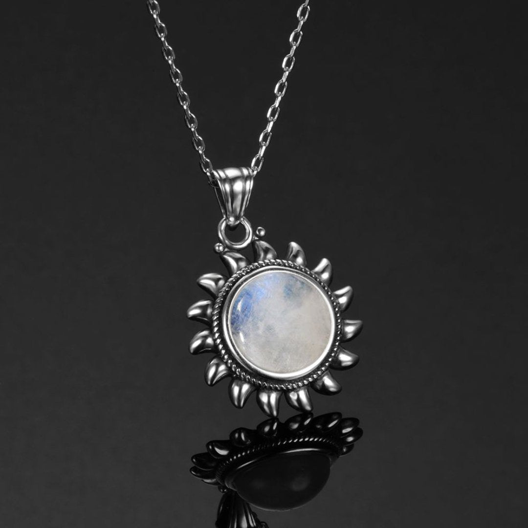 Vintage Moonstone Silver Necklace - Necklace - Pretland | Spiritual Crystals & Jewelry