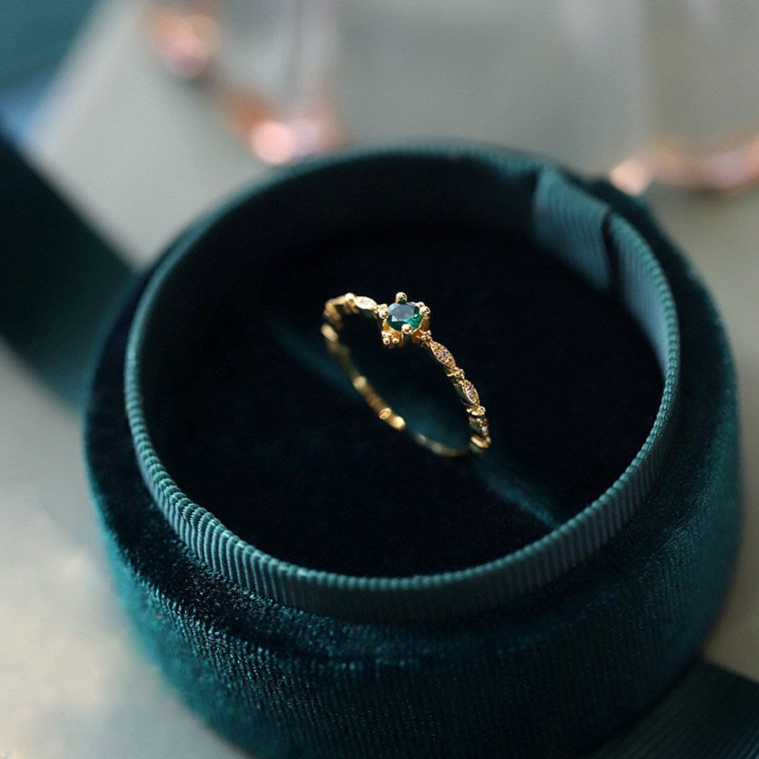 Luxury Emerald Silver Adjustable Ring - Rings - Pretland | Spiritual Crystals & Jewelry