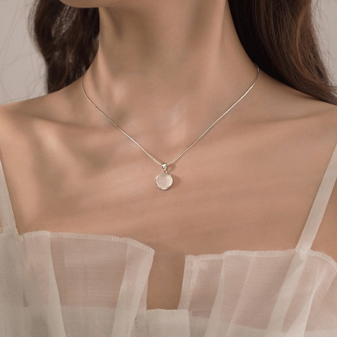 Elegant Moonstone Silver Plated Necklace - Necklaces - Pretland | Spiritual Crystals & Jewelry