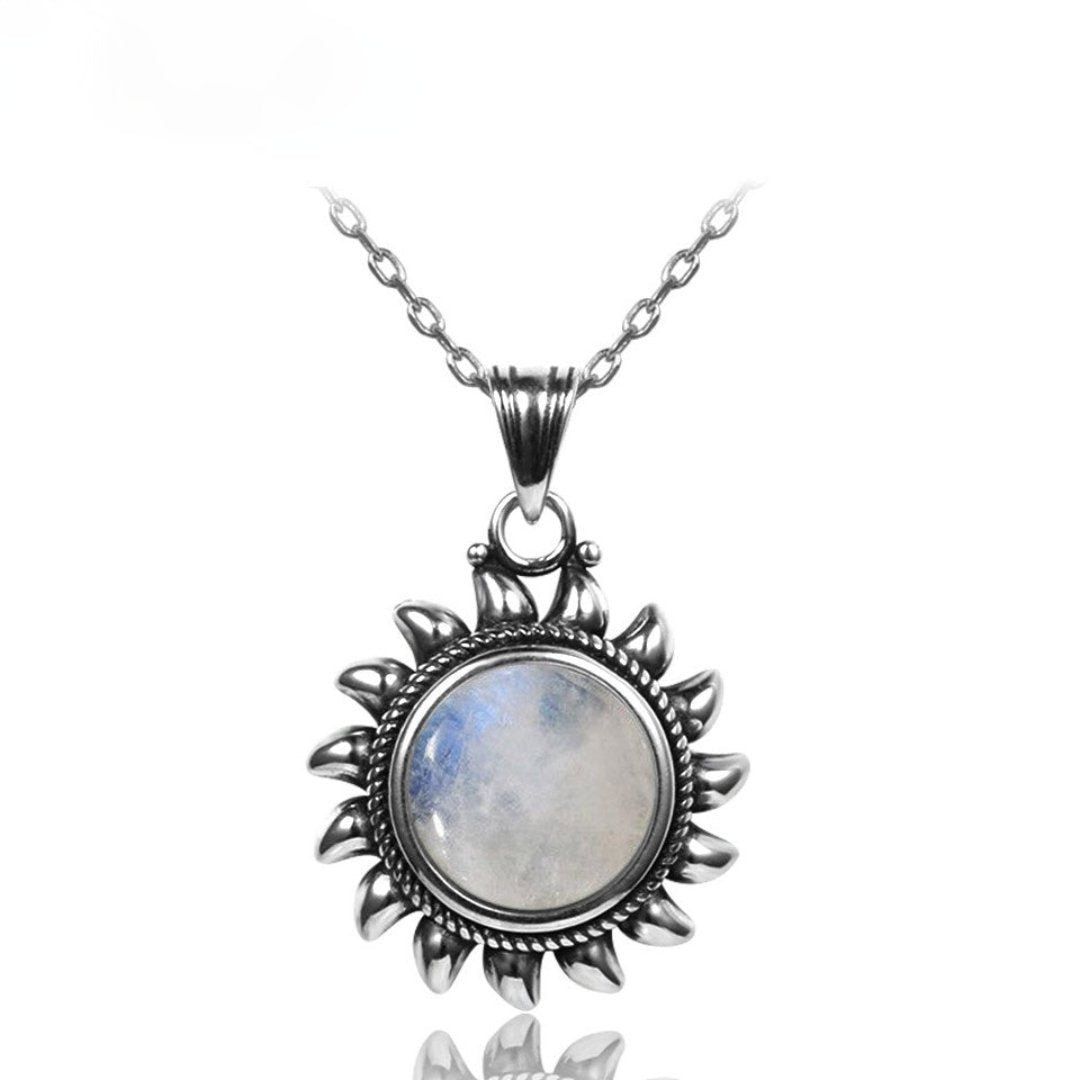 Vintage Moonstone Silver Necklace - Necklace - Pretland | Spiritual Crystals & Jewelry