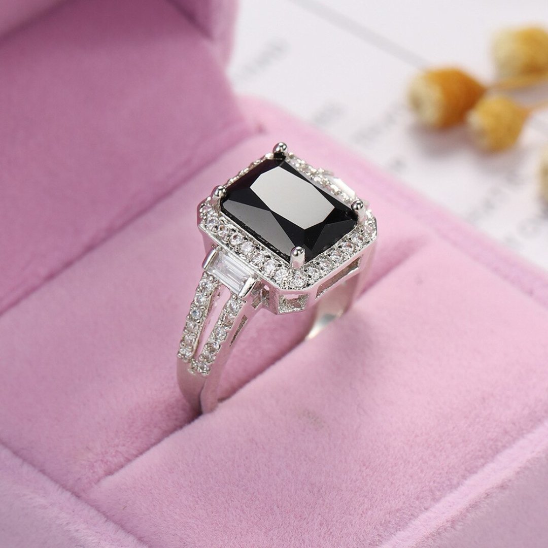 Unusual Black Onyx 925 Sterling Silver Ring - Rings - Pretland | Spiritual Crystals & Jewelry