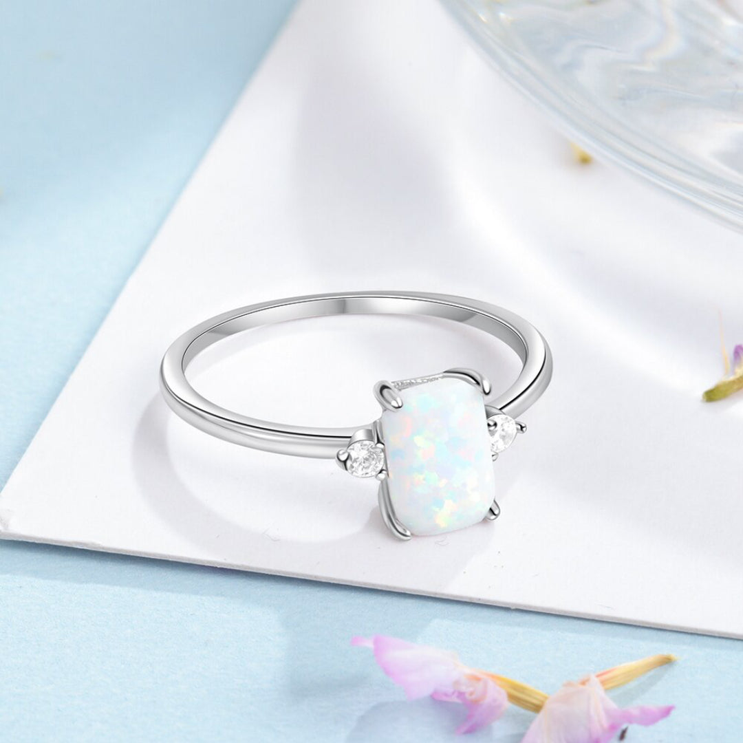 Elegant White Opal 925 Sterling Silver Ring - Rings - Pretland | Spiritual Crystals & Jewelry