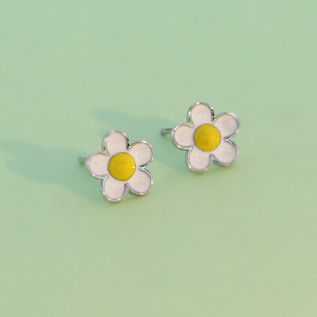 Sweet Daisy 925 Silver Stud Earrings - Silver - Stud Earrings - Pretland | Spiritual Crystals & Jewelry