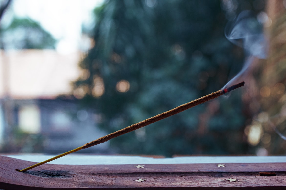 8 Compelling Benefits Of Using Incense Sticks