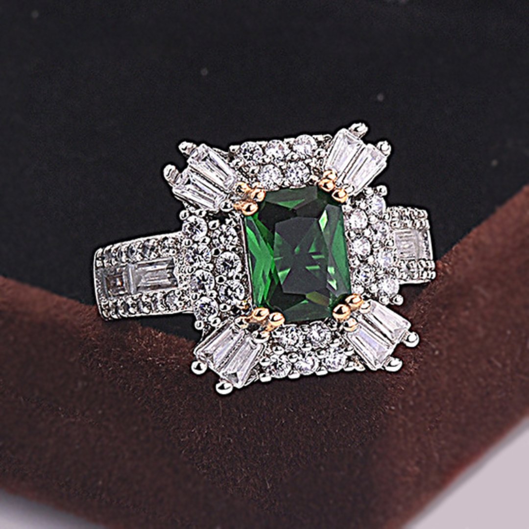 Magnificent Emerald 925 Sterling Silver Ring - Rings - Pretland | Spiritual Crystals & Jewelry