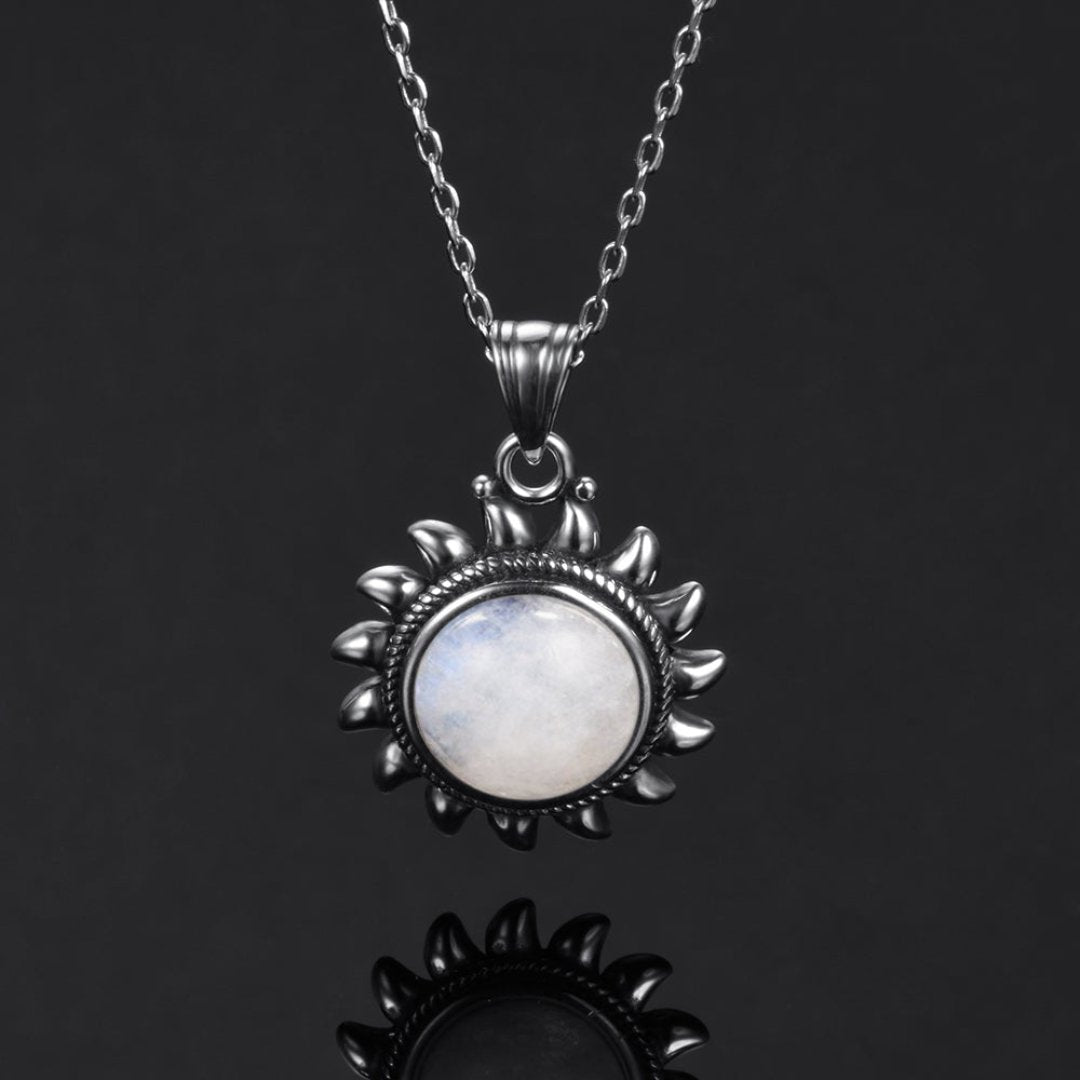 Vintage Moonstone Silver Necklace - Necklace - Pretland | Spiritual Crystals & Jewelry