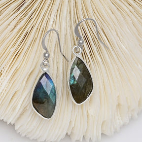 Bohemian Style Labradorite Earrings - Silver - Earrings - Pretland | Spiritual Crystals & Jewelry