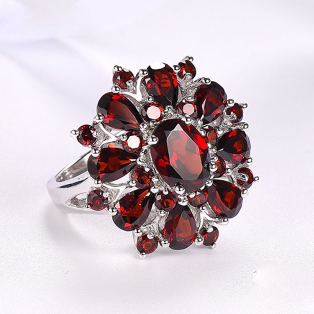 Stylish Flower Garnet 925 Sterling Silver Ring - Rings - Pretland | Spiritual Crystals & Jewelry