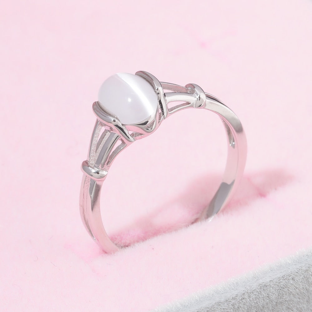 Dreamy Moonstone Sterling Silver Ring - Rings - Pretland | Spiritual Crystals & Jewelry