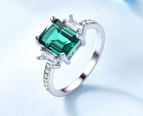 Gorgeous Emerald Sterling Silver Ring - Rings - Pretland | Spiritual Crystals & Jewelry