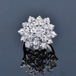 Luxury Zirconia Crystal Flower Ring - 6 / White - Ring - Pretland | Spiritual Crystals & Jewelry