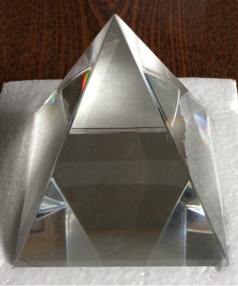 Menkaure's Quartz Pyramid - Orgone Pyramids - Pretland | Spiritual Crystals & Jewelry