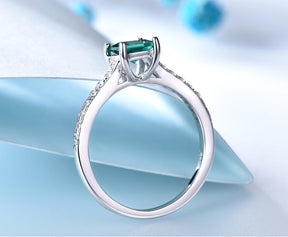Lovely Emerald Sterling Silver Ring - Rings - Pretland | Spiritual Crystals & Jewelry