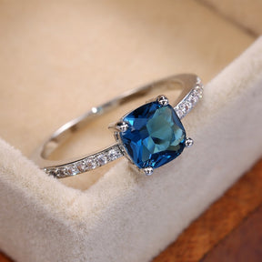 Stylish Topaz Silver Ring - 5 / Peacock Blue - Rings - Pretland | Spiritual Crystals & Jewelry