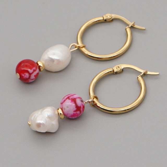 Asymmetric Pearl Earrings - Pearl & Garnet - Earrings - Pretland | Spiritual Crystals & Jewelry